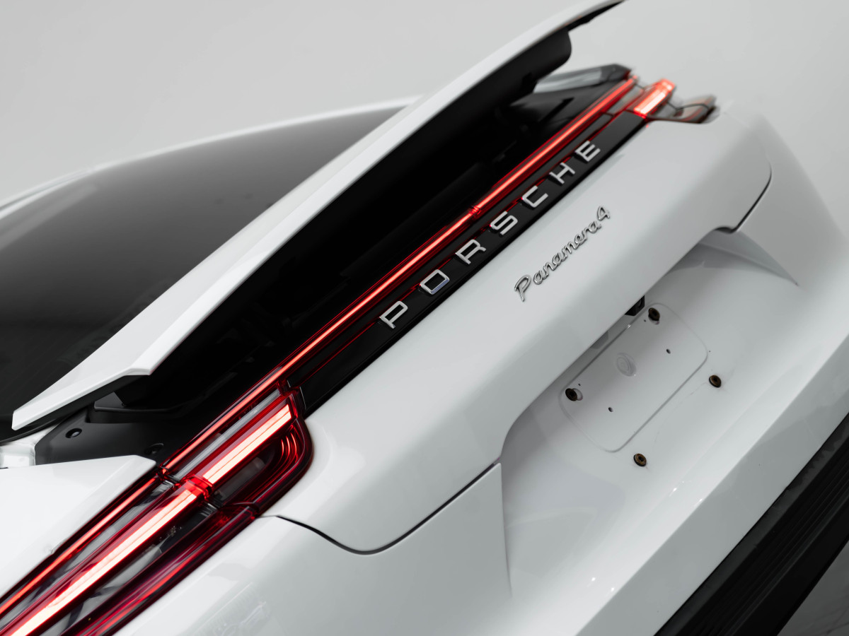 保時(shí)捷 Panamera  2019款 Panamera 4 行政加長(zhǎng)版 2.9T圖片