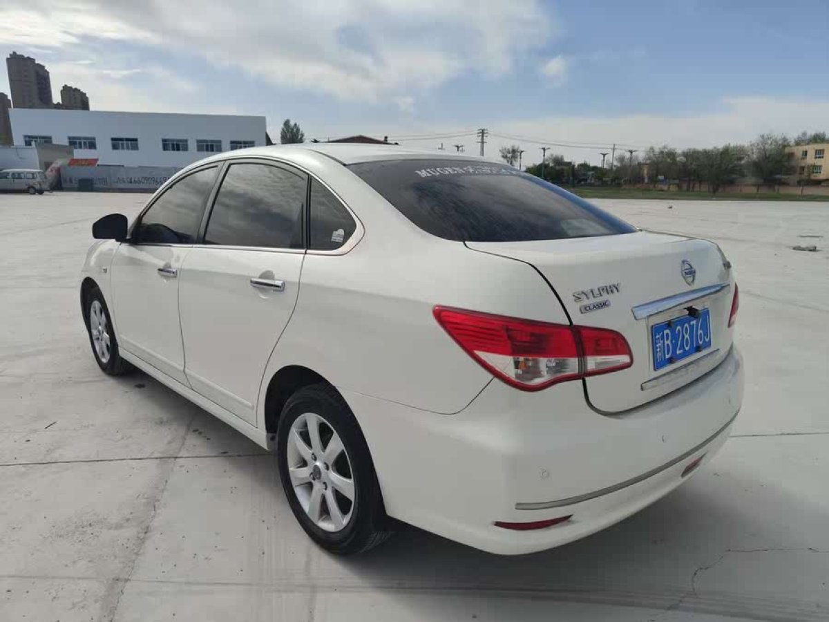 日產(chǎn) 軒逸  2012款 經(jīng)典 1.6XE 自動舒適版圖片