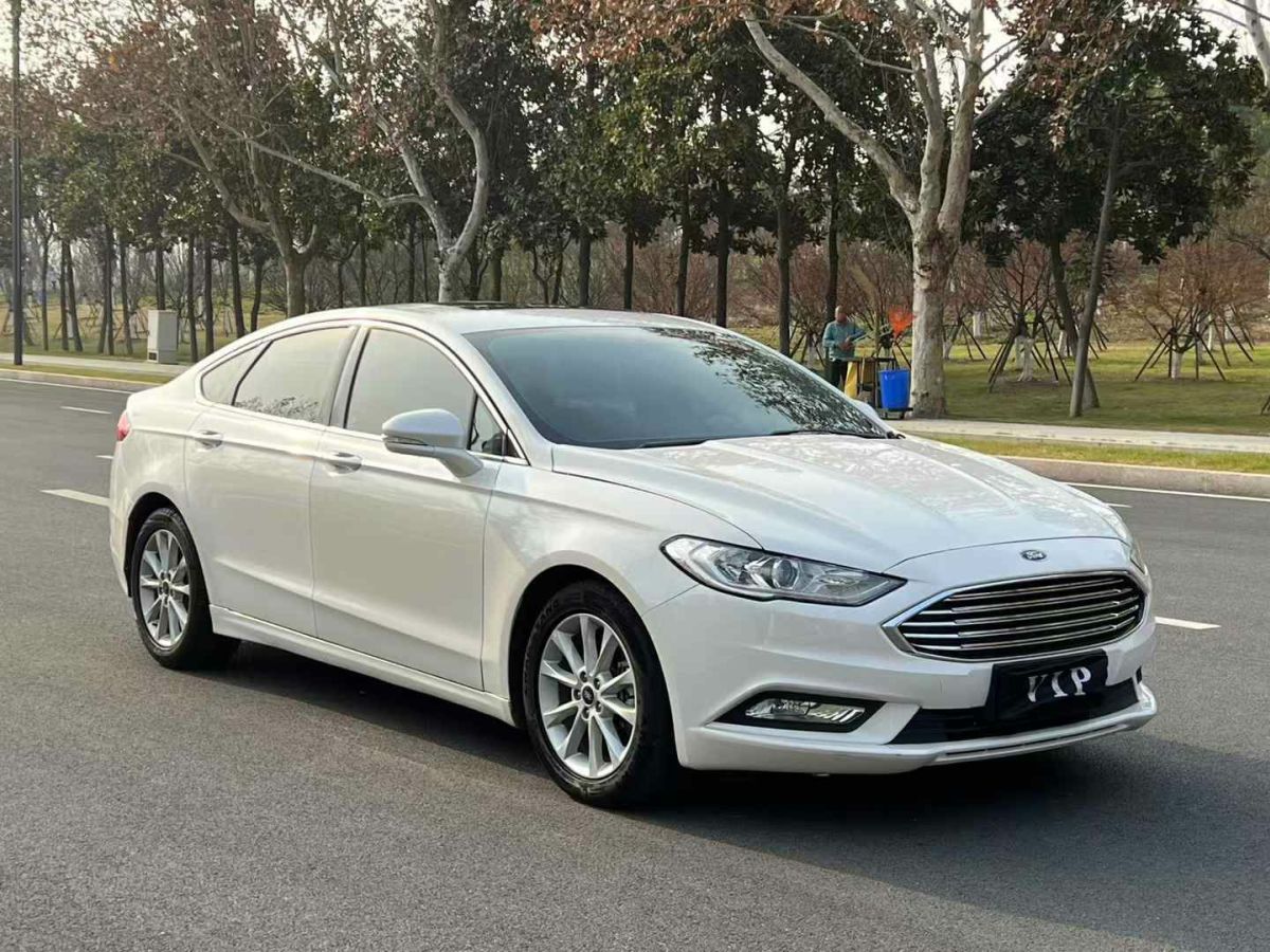 福特 蒙迪歐  2018款  EcoBoost 180 智控豪華型 國(guó)VI圖片