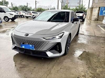 2022年6月 長(zhǎng)安 長(zhǎng)安UNI-V 1.5T 卓越型圖片