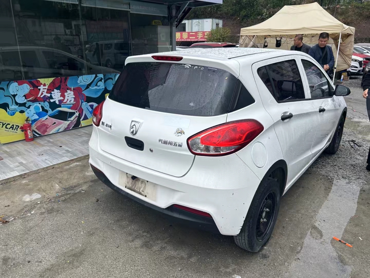 寶駿 310  2016款 1.2L 手動舒適型圖片