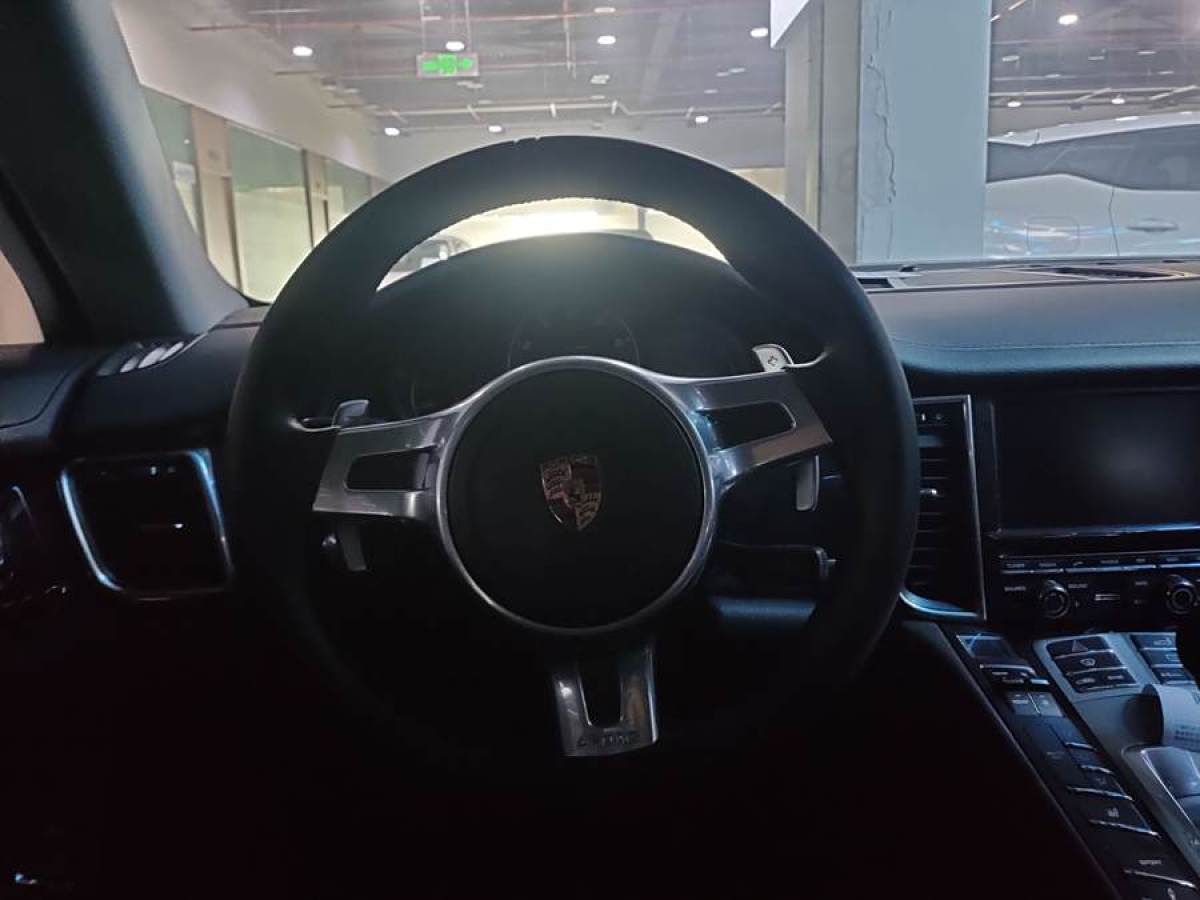 保時(shí)捷 Panamera  2014款 Panamera 3.0T圖片