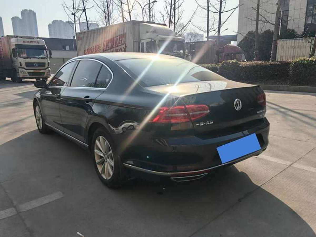 大眾 邁騰  2019款  330TSI DSG 領(lǐng)先型 國VI圖片