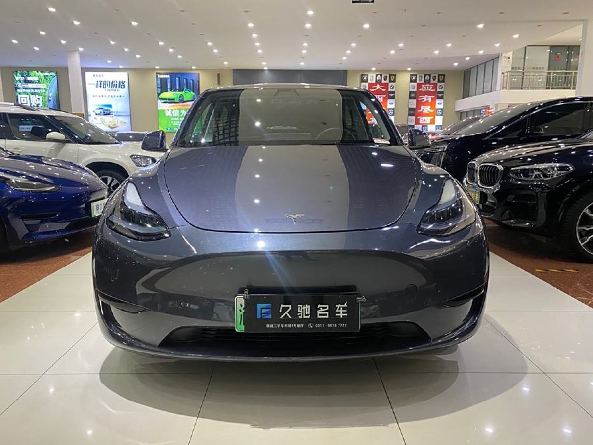 特斯拉 Model 3  2022款 后輪驅(qū)動版圖片