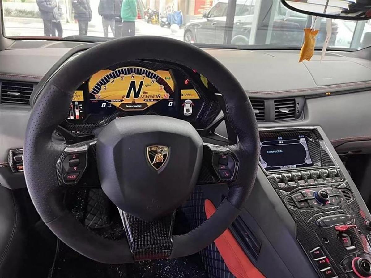 蘭博基尼 Aventador  2013款 LP 700-4 Roadster圖片