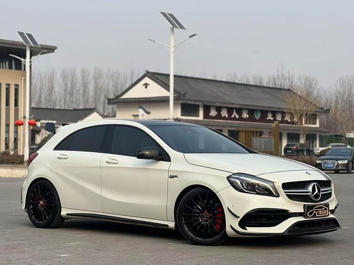 奔馳 奔馳A級(jí)AMG  2016款 AMG A 45 4MATIC圖片