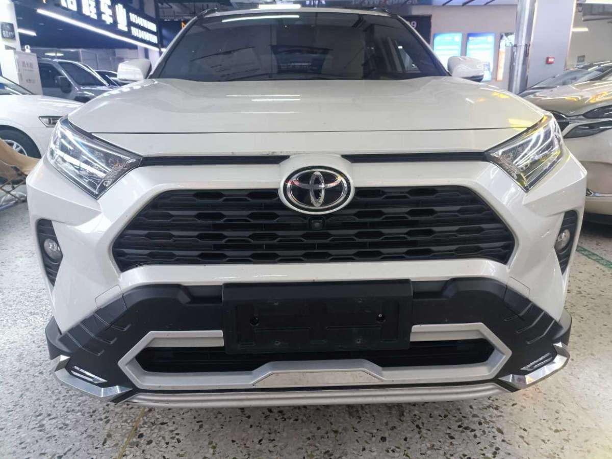 豐田 RAV4榮放  2020款 2.0L CVT四驅(qū)風(fēng)尚PLUS版圖片