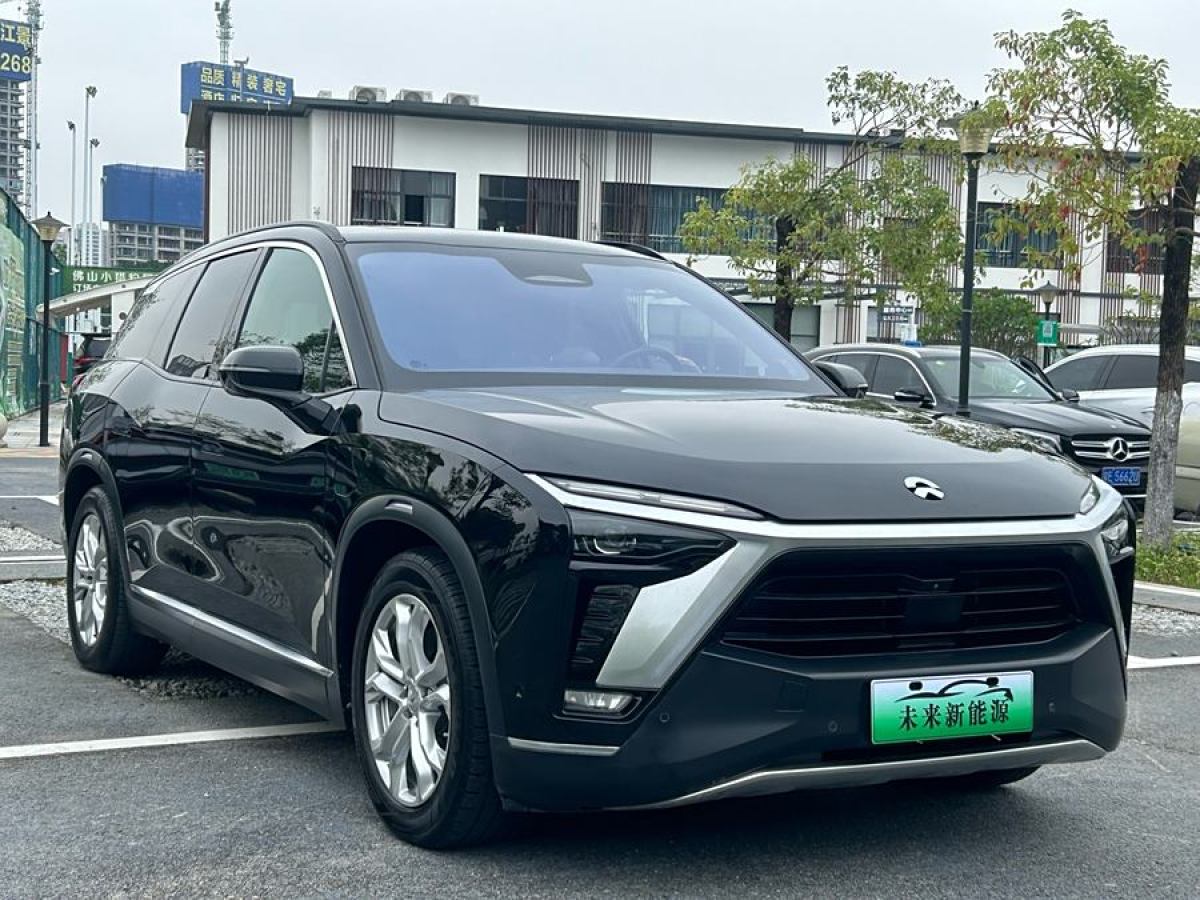 蔚來 ES8  2020款 415KM 基準(zhǔn)版 七座版圖片