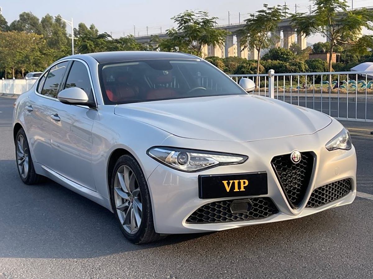 阿爾法·羅密歐 Giulia  2021款 2.0T 280HP 豪華版圖片