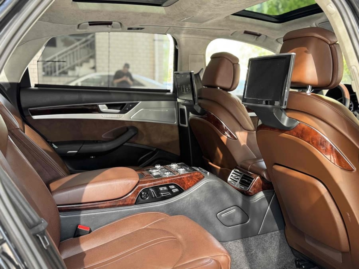 奧迪 奧迪A8  2013款 A8L 6.3 FSI W12 quattro旗艦型圖片