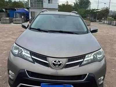 2015年5月 豐田 RAV4榮放 2.0L CVT兩驅(qū)都市版圖片