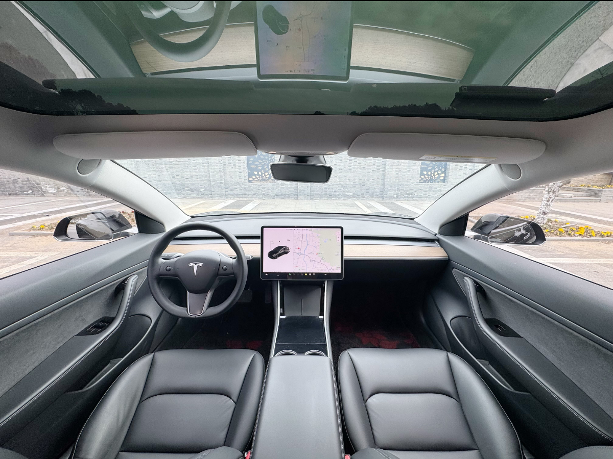 特斯拉 Model 3  2019款 標準續(xù)航后驅升級版圖片