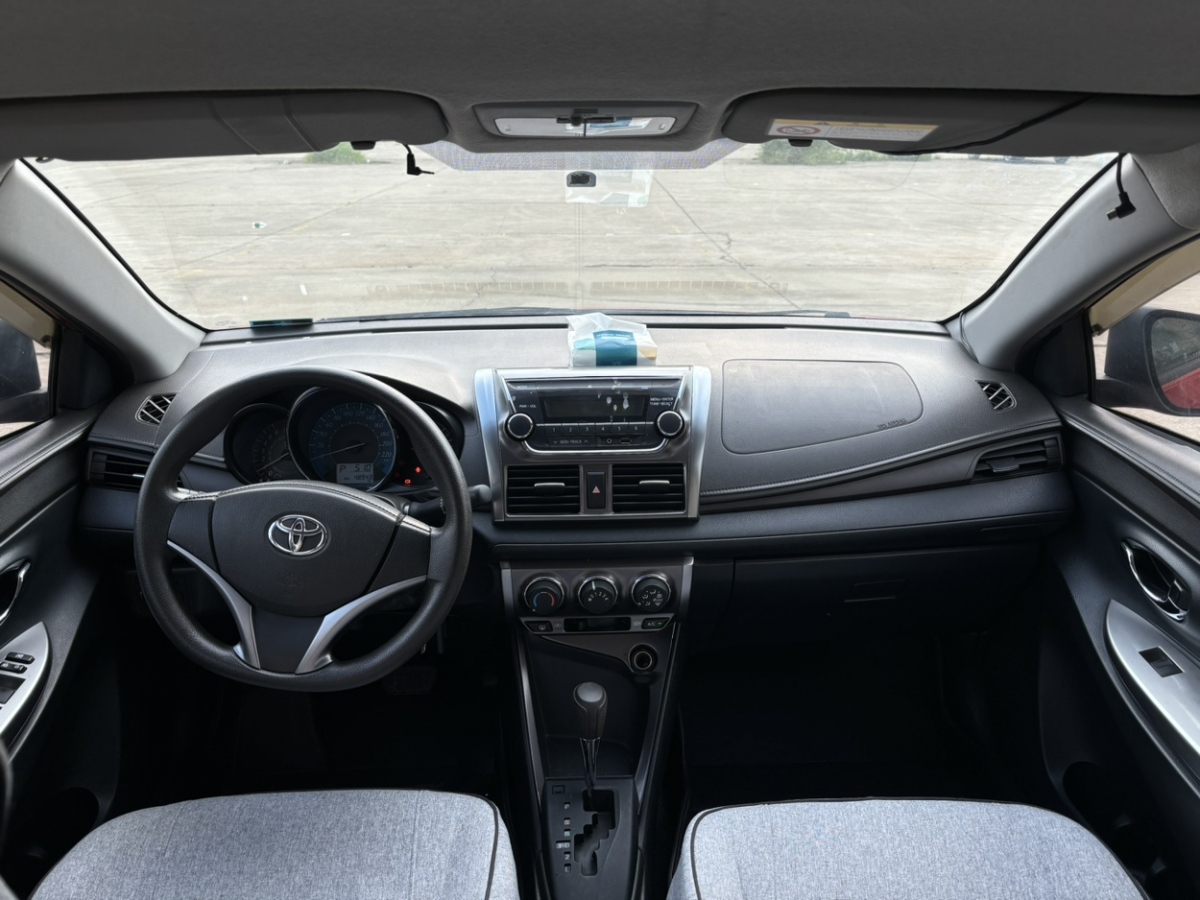 豐田 YARiS L 致炫  2015款 1.5E 自動(dòng)魅動(dòng)版圖片