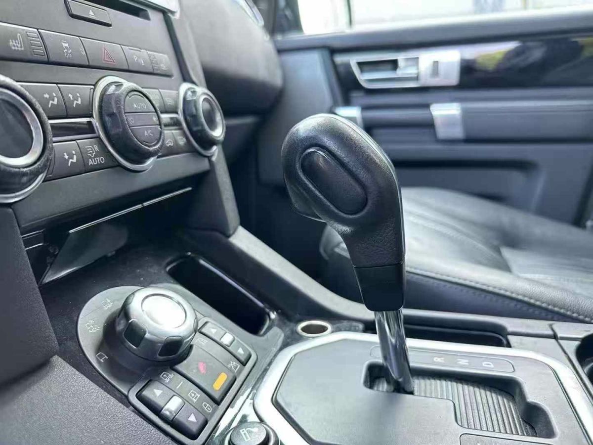 路虎 發(fā)現(xiàn)  2012款 4 3.0T SDV6 HSE 柴油版圖片