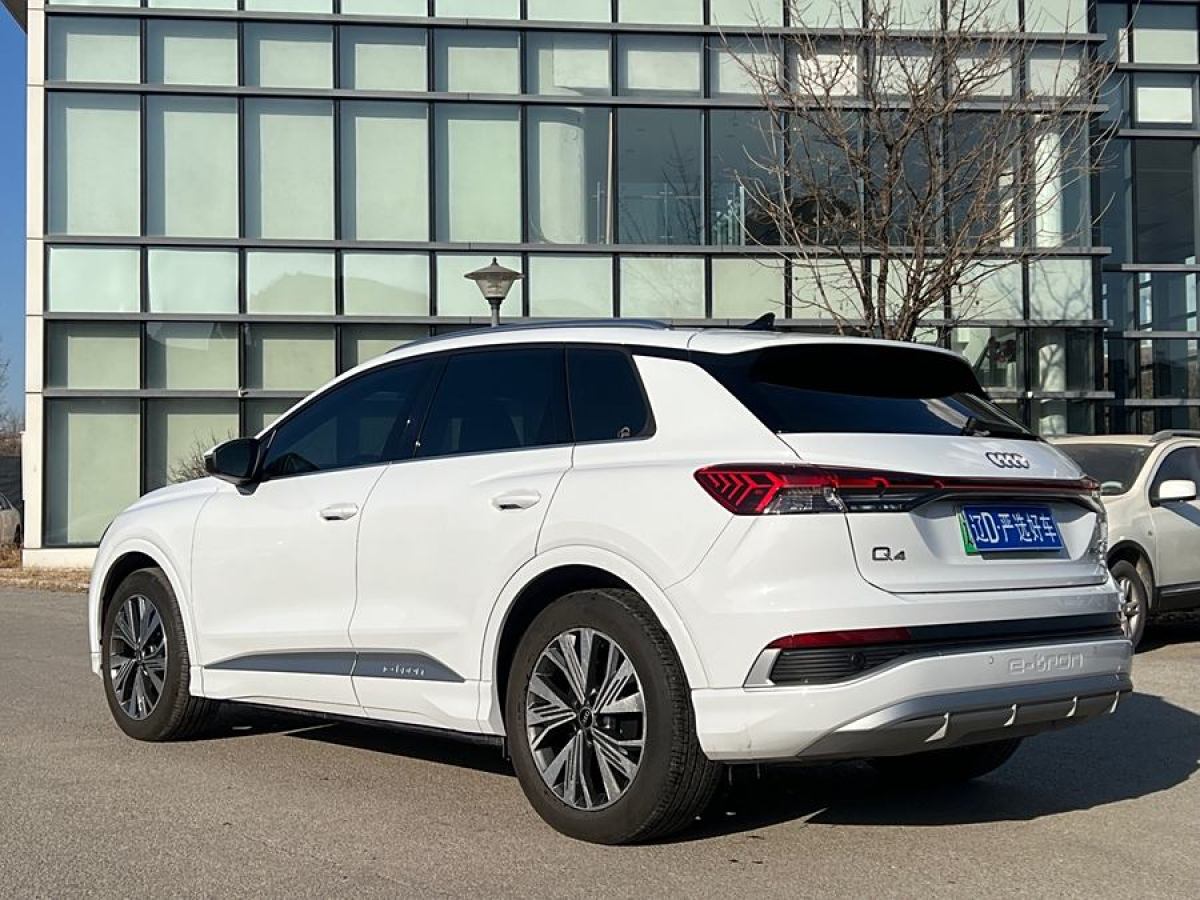 奧迪 奧迪Q4 e-tron  2024款 40 e-tron 創(chuàng)行版圖片