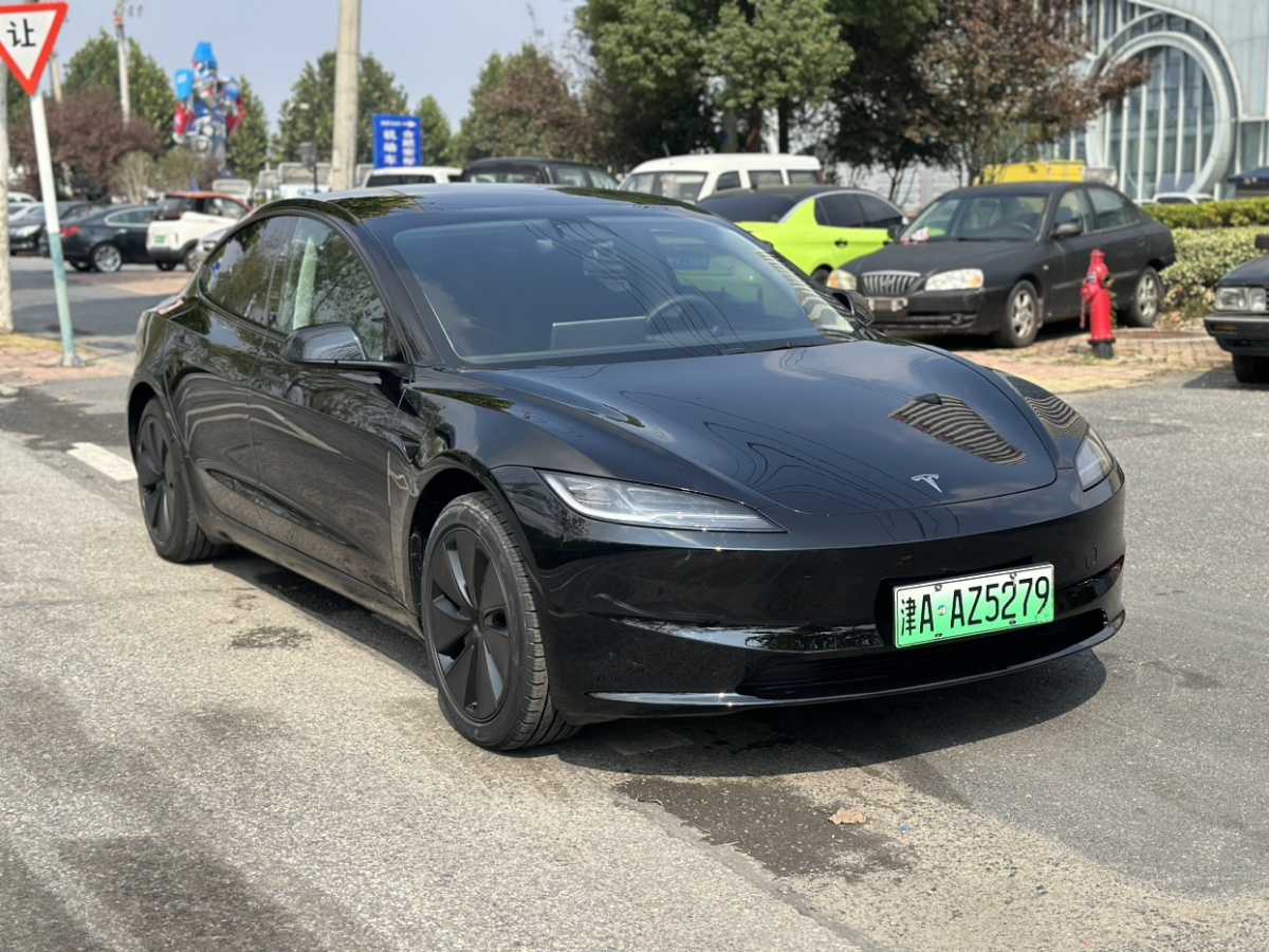 2024年1月特斯拉 Model Y  2023款 煥新版 后輪驅(qū)動(dòng)