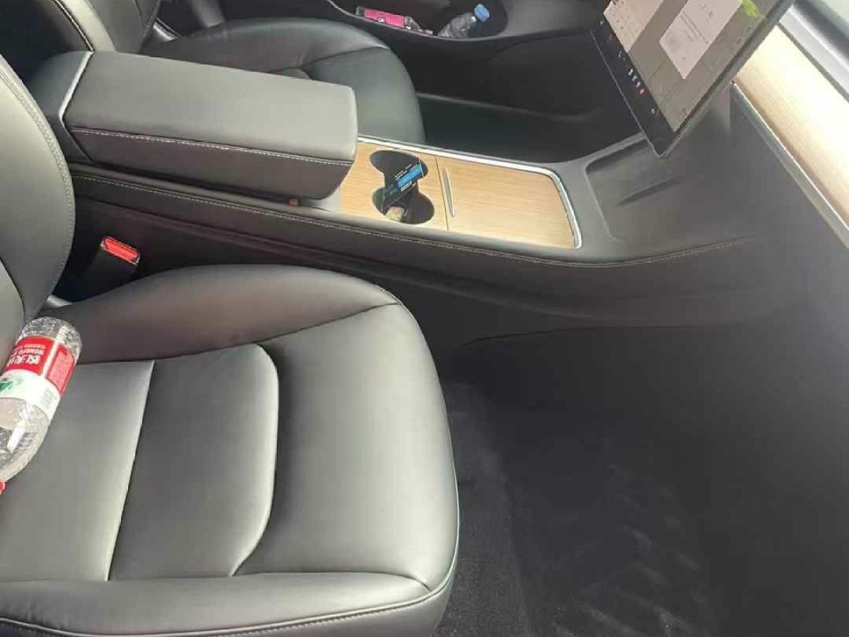 特斯拉 Model S  2021款 Plaid Plus 版圖片