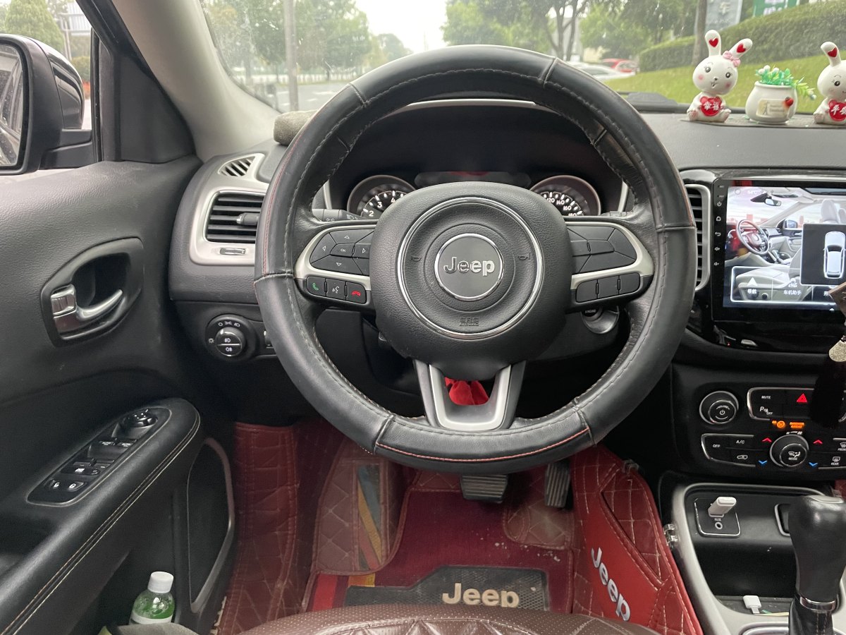 Jeep 指南者  2019款 200T 自動家享-互聯(lián)大屏版圖片