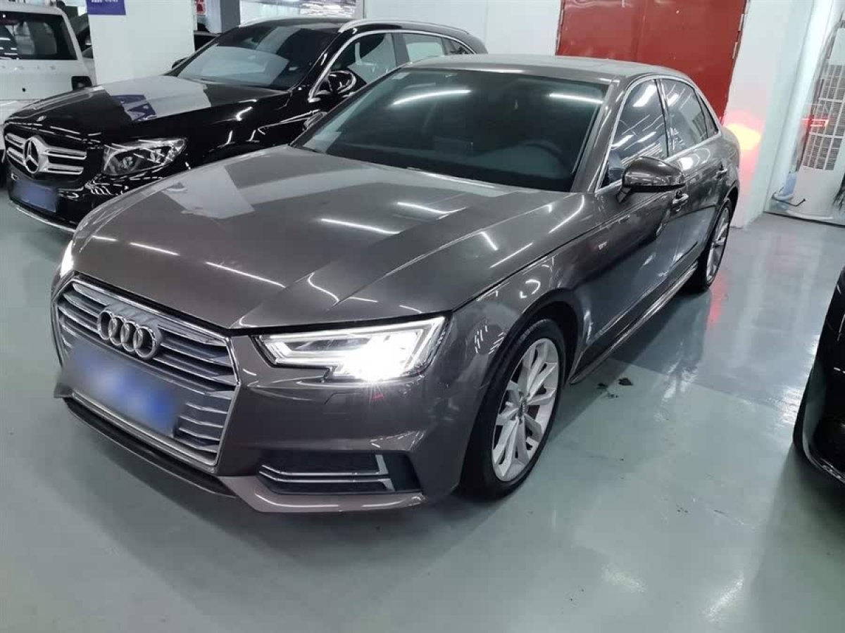 奧迪 奧迪A4L  2018款 30周年年型 40 TFSI 時(shí)尚型圖片