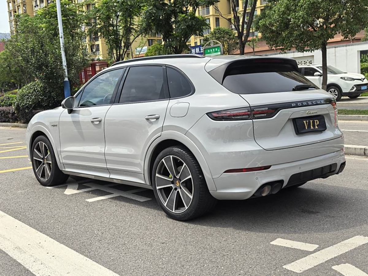 保時捷 Cayenne新能源  2022款 Cayenne E-Hybrid 2.0T 鉑金版圖片