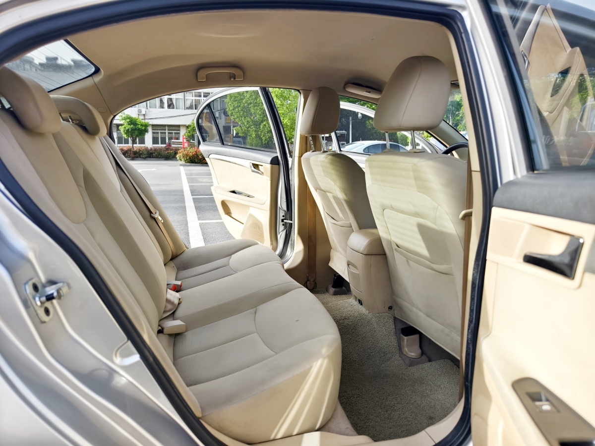 榮威 350  2014款 1.5L 手動迅捷版圖片