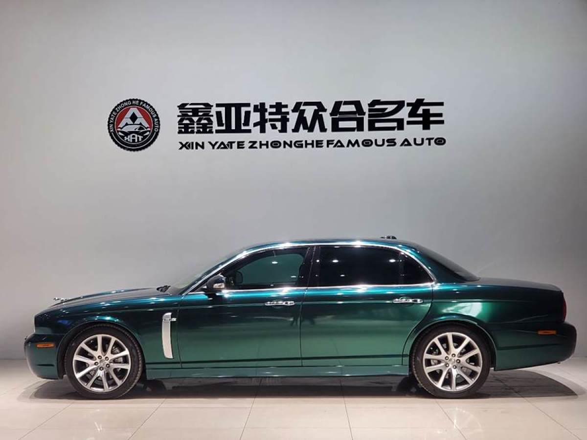 捷豹 XJ  2007款 XJ6L 3.0皇家加長(zhǎng)版圖片