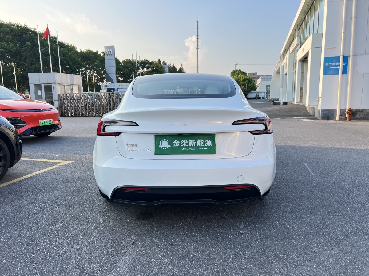 特斯拉 Model 3  2023款 長續(xù)航煥新版 雙電機(jī)全輪驅(qū)動圖片