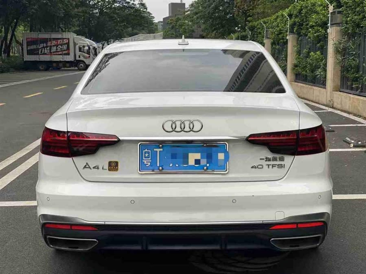奧迪 奧迪A4L  2020款 40 TFSI 豪華動(dòng)感型圖片