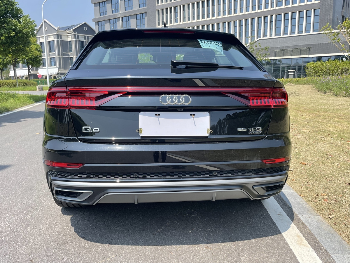 奧迪 奧迪Q8  2022款 55 TFSI 豪華動(dòng)感型圖片