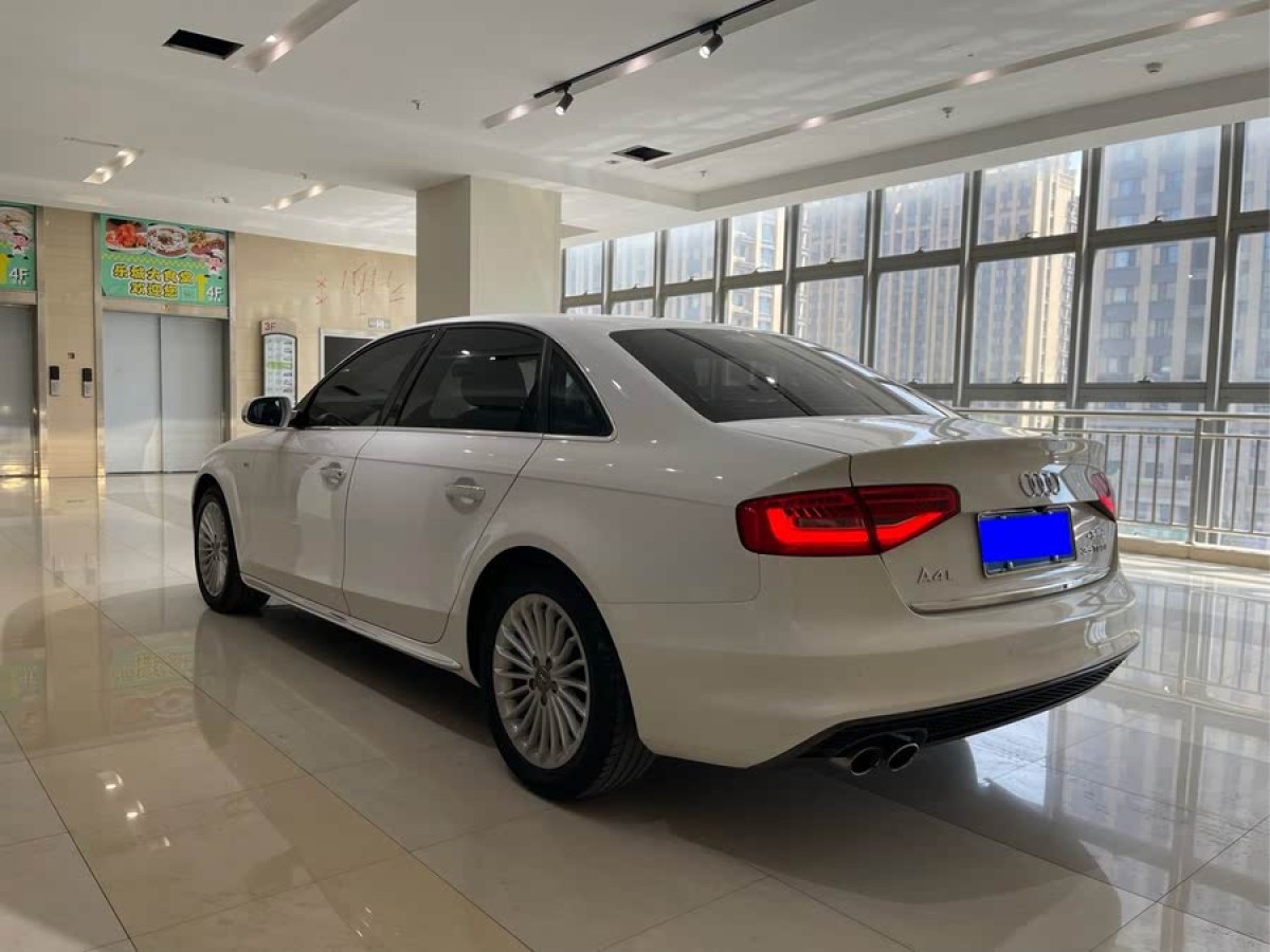 奧迪 奧迪A4L  2016款 35 TFSI 典藏版 S line舒適型圖片