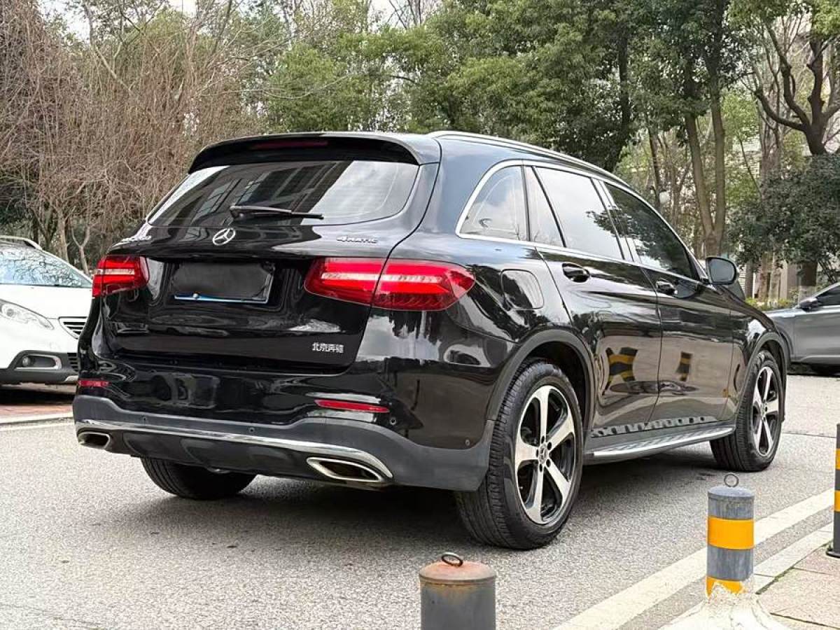 2017年6月奔馳 奔馳GLC  2017款 GLC 260 4MATIC 動(dòng)感型