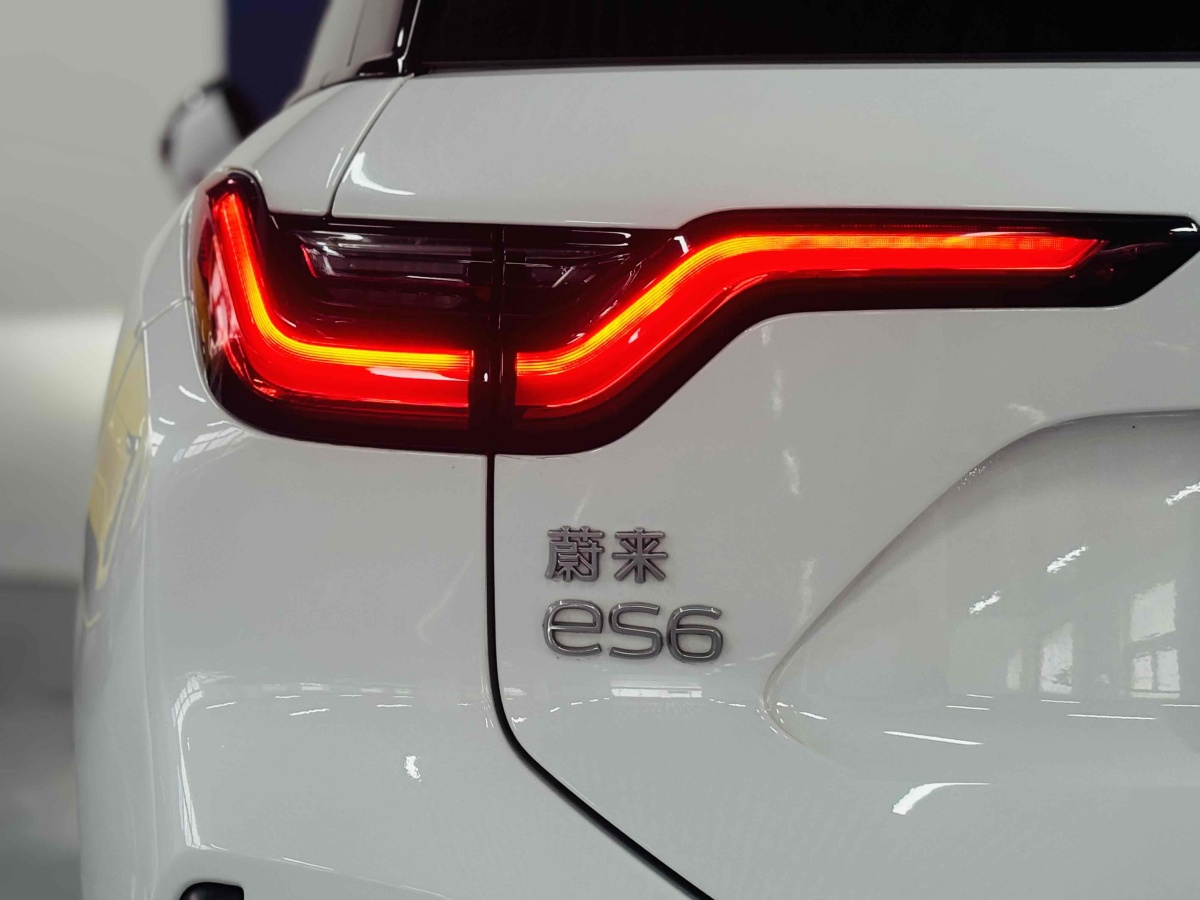 蔚来 ES6  2022款 75kWh 运动版图片