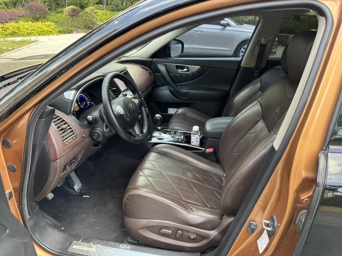 英菲尼迪 QX70  2013款 3.7L 標準版圖片