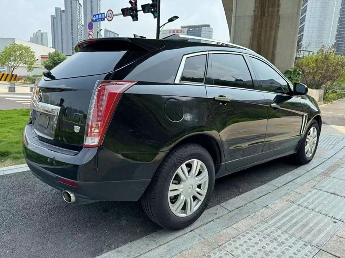 2015年8月凱迪拉克 SRX  2013款 3.0L 豪華型