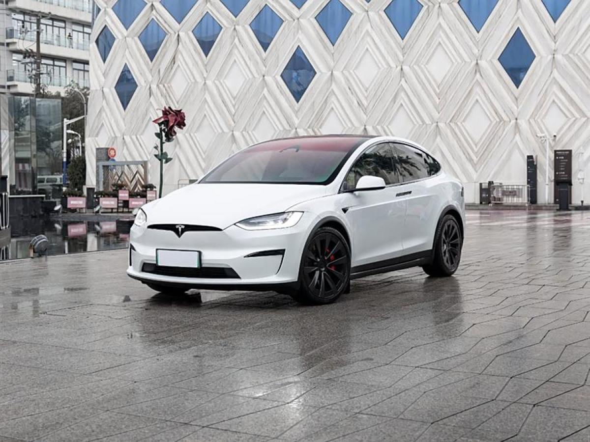 2023年12月特斯拉 Model X  2023款 三電機(jī)全輪驅(qū)動(dòng) Plaid版