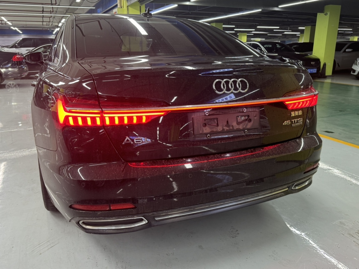 奧迪 奧迪A6L  2019款 45 TFSI quattro 臻選動(dòng)感型圖片