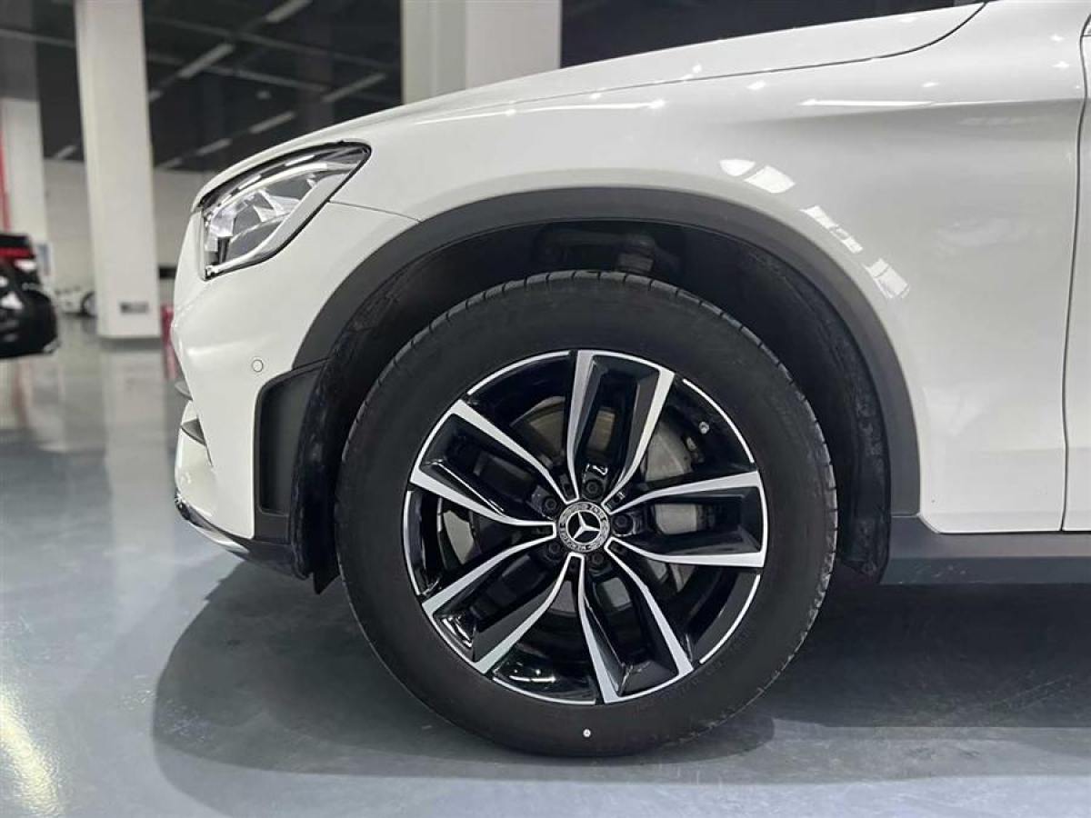 2021年5月奔馳 奔馳GLC  2021款 GLC 260 L 4MATIC 豪華型