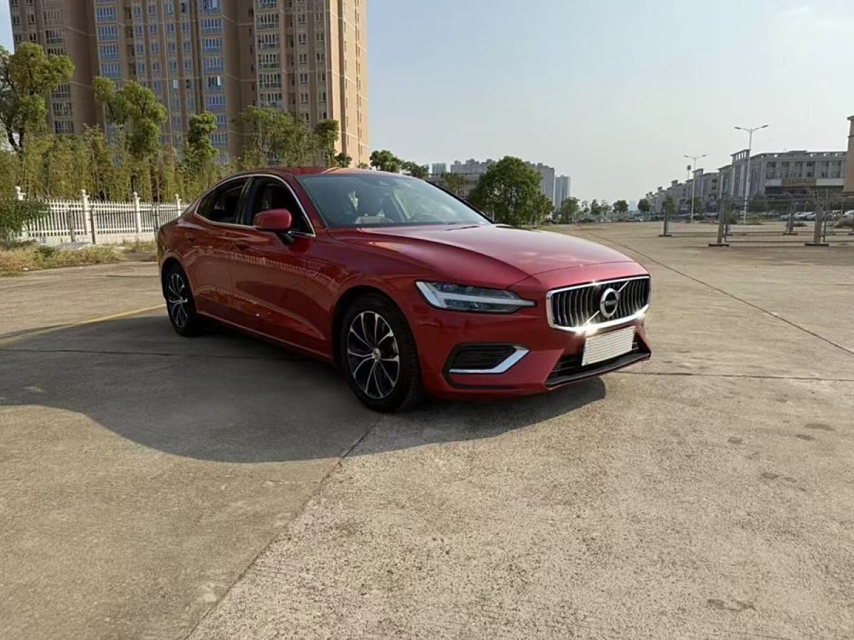 沃爾沃 S60L  2020款 T4 智逸豪華版圖片