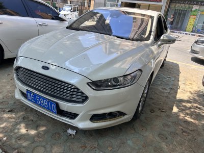 2015年8月 福特 蒙迪欧 2.0L GTDi200时尚型图片