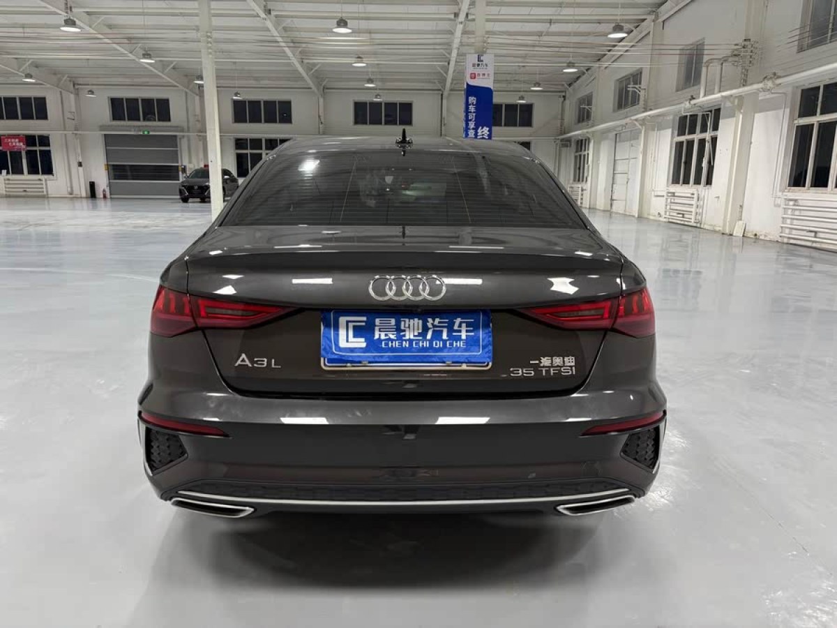 奧迪 奧迪A3  2023款 A3L Limousine 35 TFSI 時尚運動型圖片