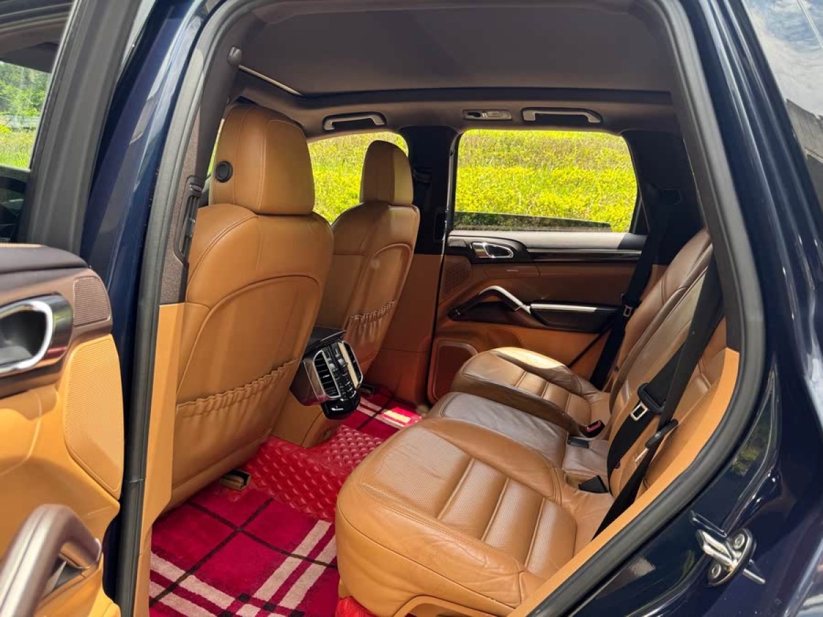保時(shí)捷 Cayenne  2011款 Cayenne S 4.8L圖片