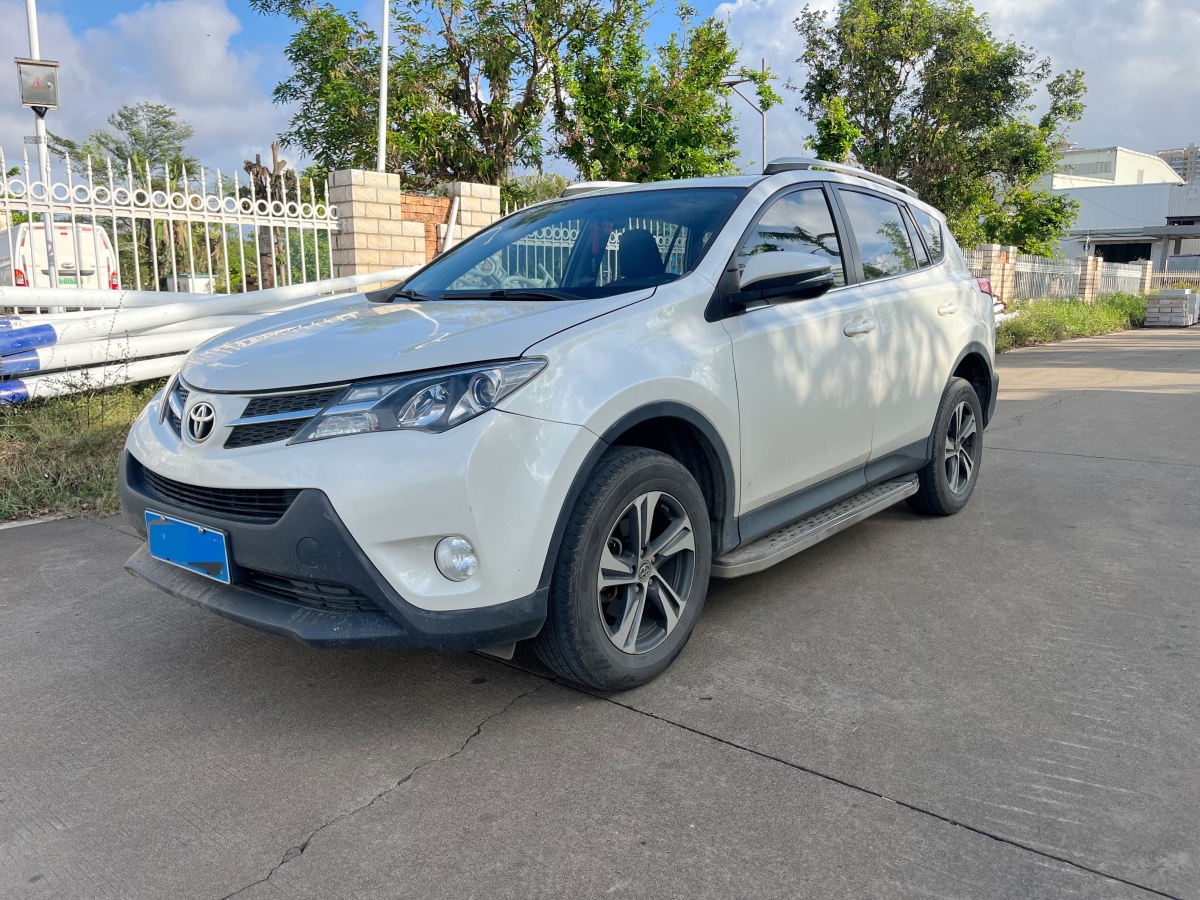 豐田 RAV4  2018款 榮放 2.0L CVT兩驅(qū)風(fēng)尚版圖片