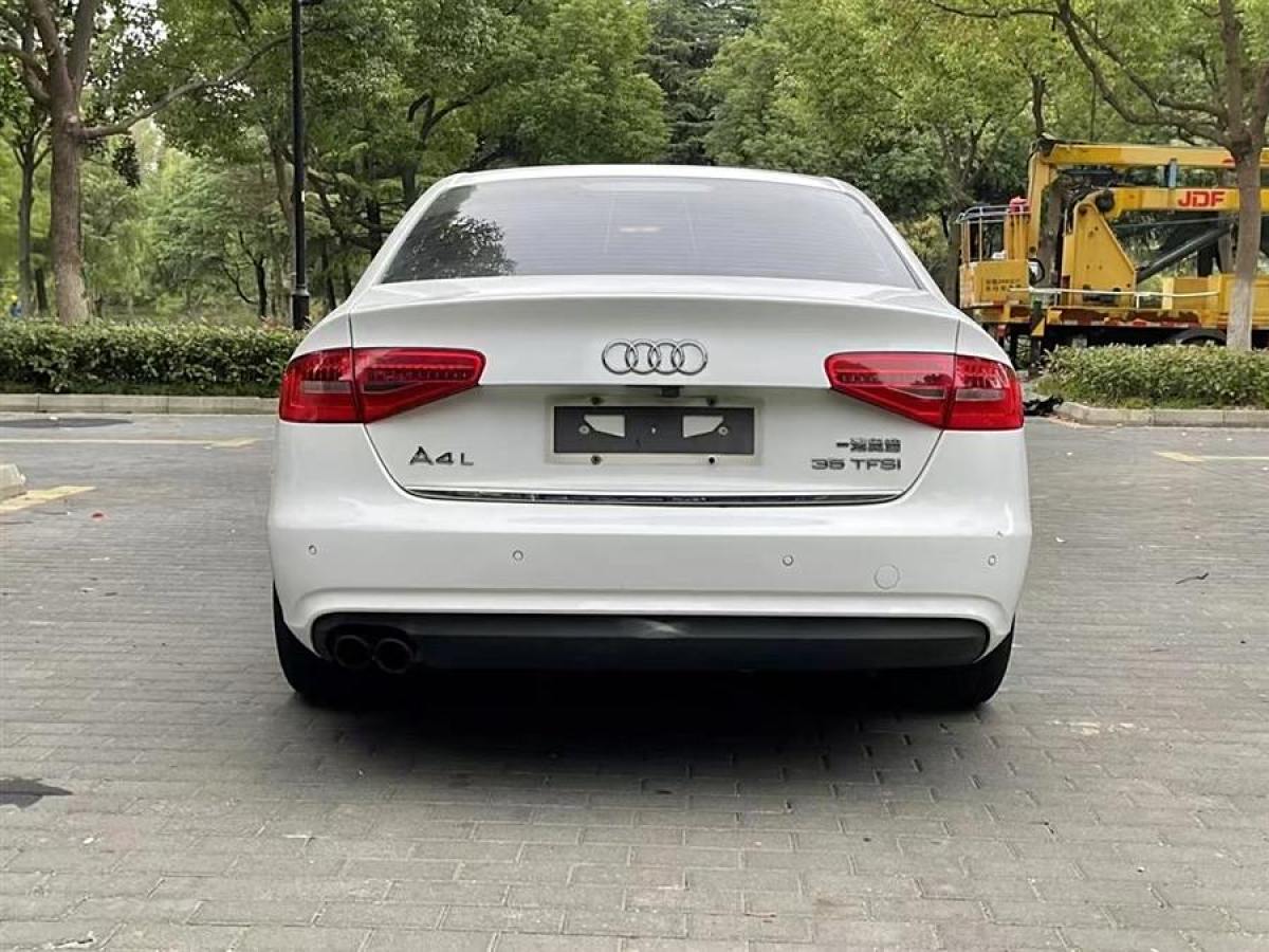 奧迪 奧迪A4L  2015款 35 TFSI 自動(dòng)舒適型圖片