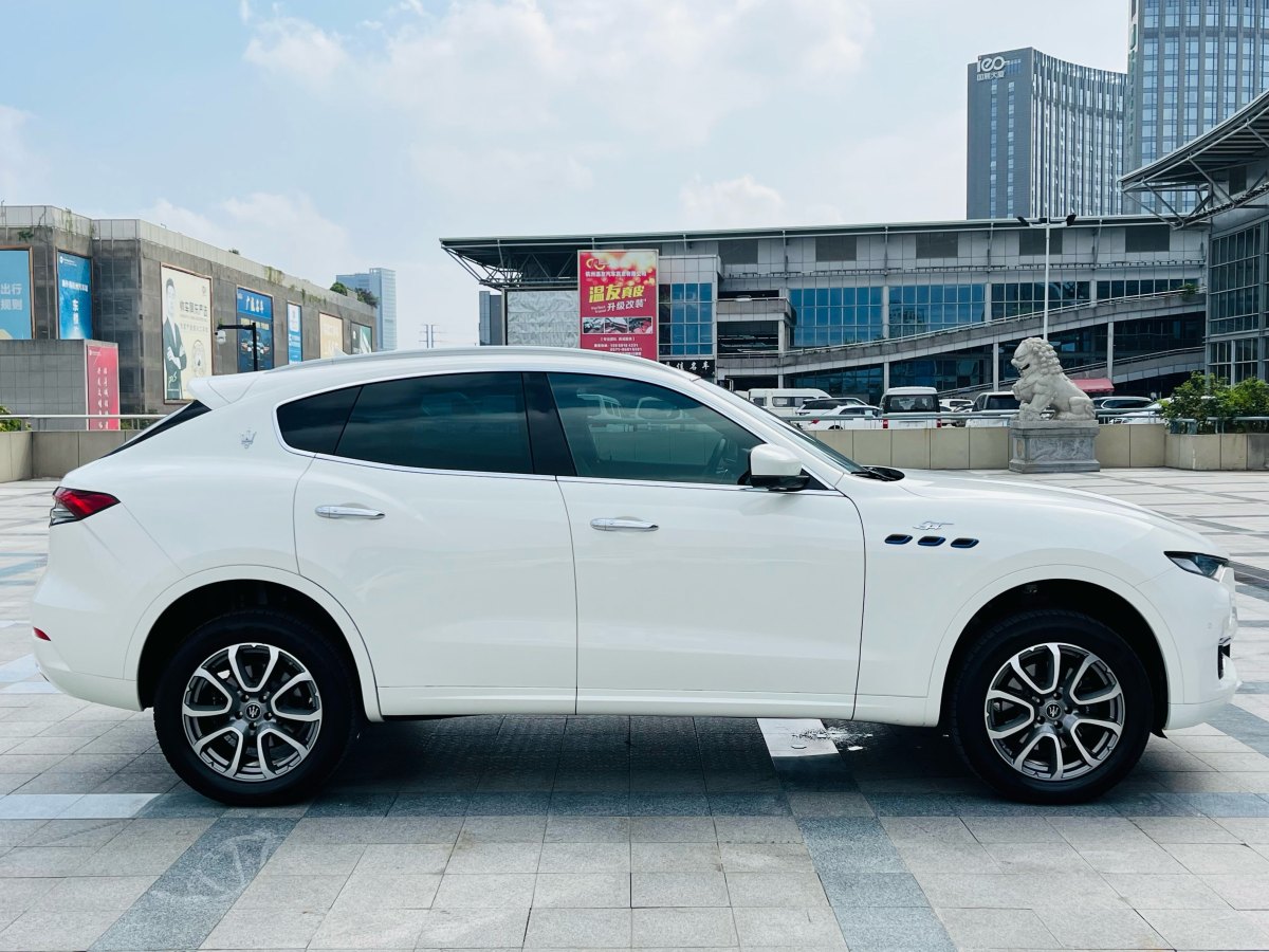 瑪莎拉蒂 Levante  2022款 2.0T GT鋒芒版圖片