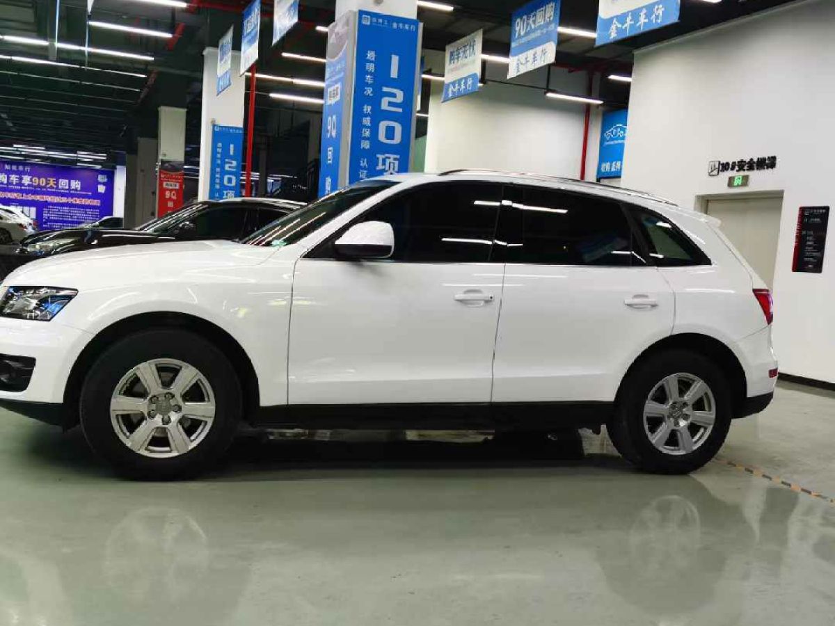 奧迪 奧迪Q5  2013款 Q5 3.0TFSI 45TFSI Quattro 運(yùn)動(dòng)型圖片