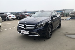 奔馳GLA 奔馳 GLA 220 4MATIC 時(shí)尚型