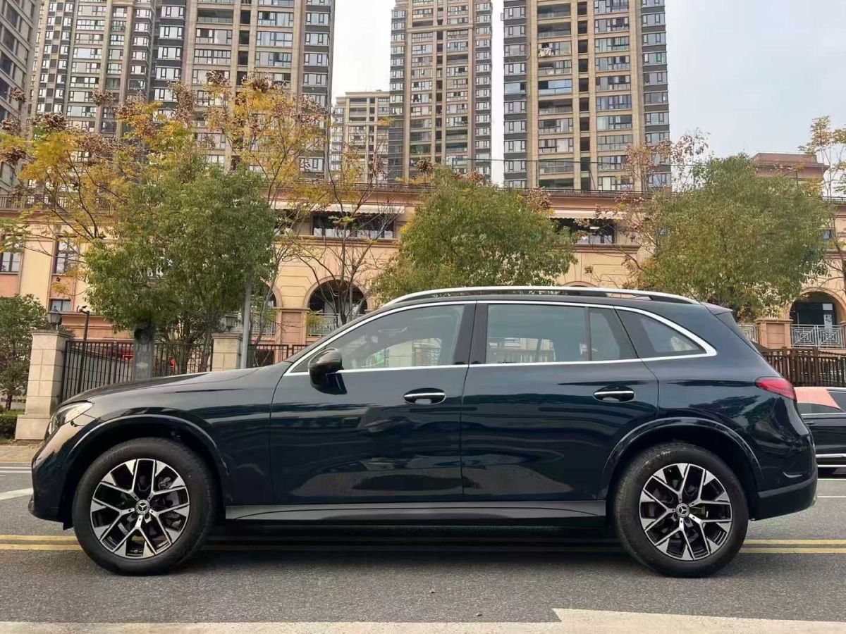 奔馳 奔馳EQE SUV  2023款 350 4MATIC 豪華版圖片