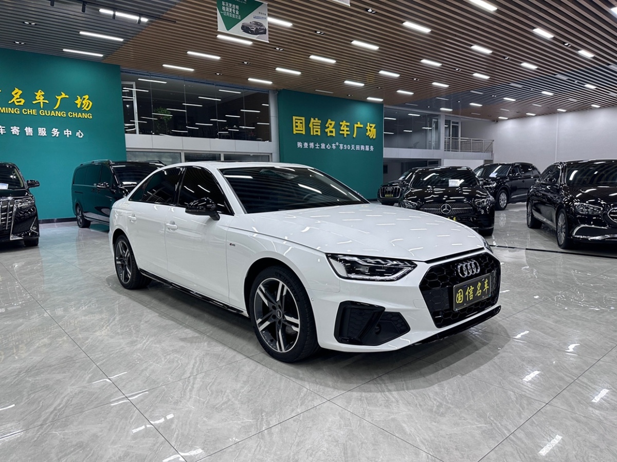 2022年3月奧迪 奧迪A4L  2022款 40 TFSI 豪華動感型