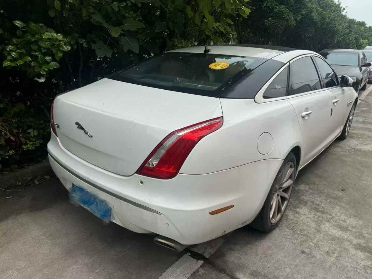 捷豹 XJ  2011款 XJL 3.0 全景商務(wù)版圖片