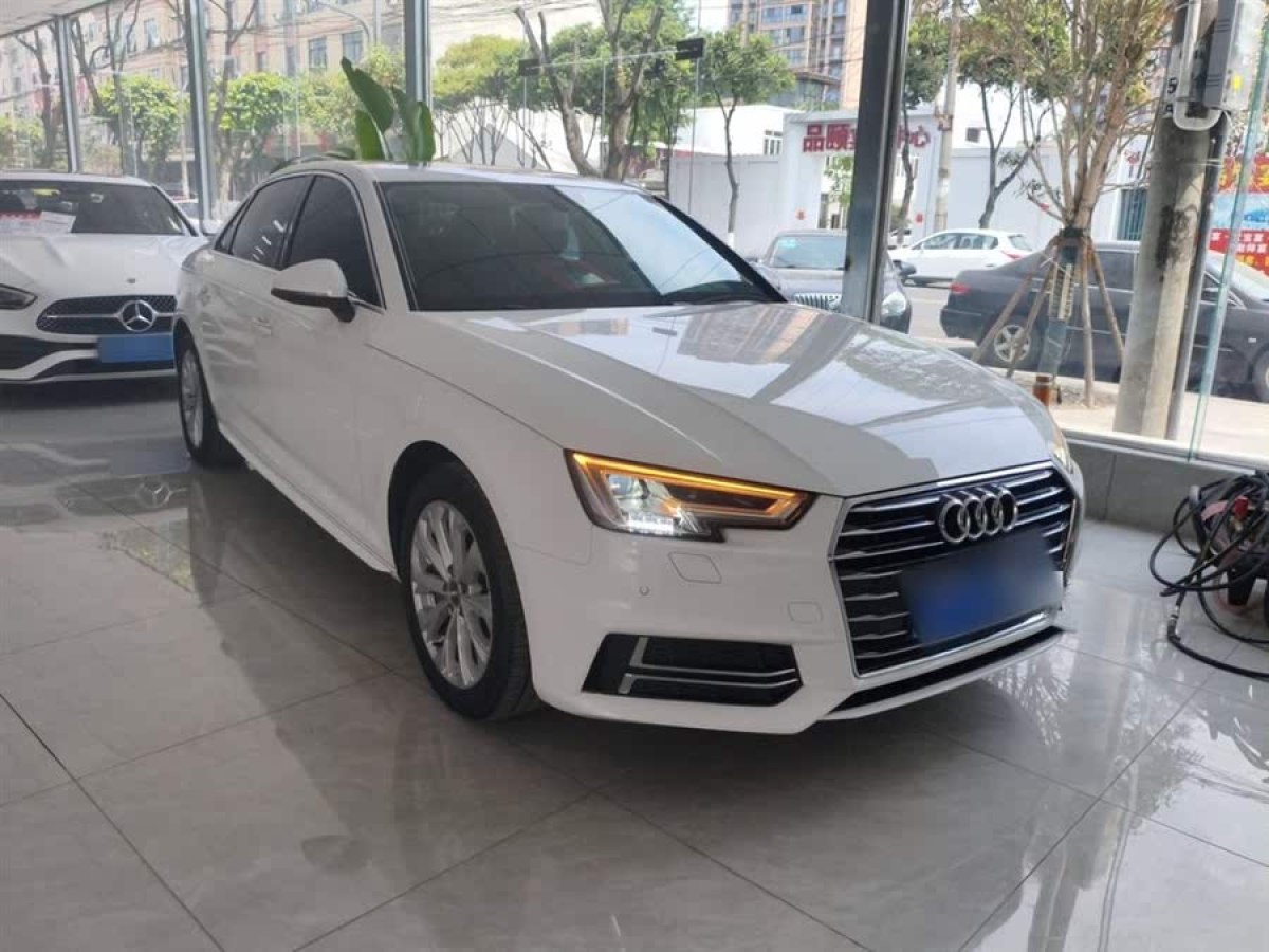 奧迪 奧迪A4L  2019款 40 TFSI 進取型 國VI圖片